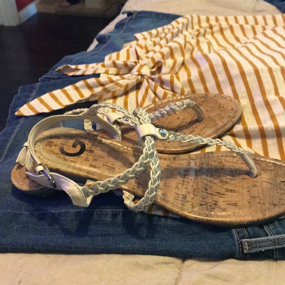 GUESS sandals - Picture 3 of 3
